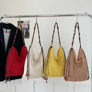Damen Große Kapazität Geflochtene Tote Bag Hohle Häkeln Schultertasche Mit Holzperlen Bohemian Urlaub Stroh Handtasche Für Den Alltag
