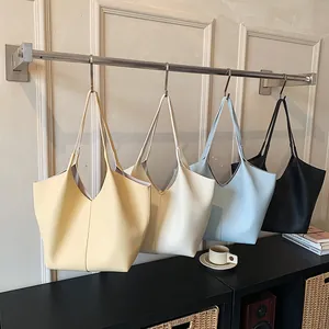 Large capacity minimalist tote bag in four colors with high quality textured faux leather