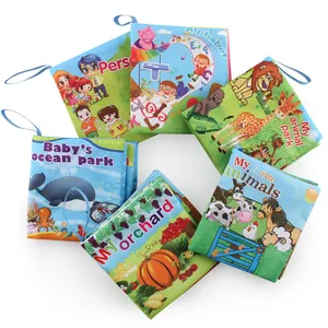 Lot de six livres d'éveil en tissu pour bébé sur les thèmes alphabet et animaux