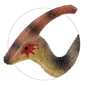 Nahaufnahme von Parasaurolophus-Saurier-Spielzeug mit Hauttextur und Augendetails
