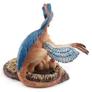 Detailliertes realistisches Oviraptor-Dinosaurier-Modell mit blauen Federn am Nest