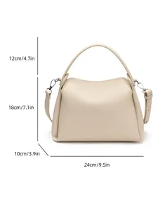 Guide des tailles détaillé du sac seau crème en cuir grainé avec dimensions 24x18x10cm