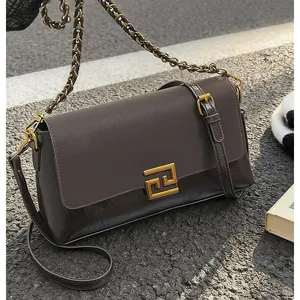 Damen Vintage PU Leder Kleine Quadratische Tasche Mit Goldener Geometrischer Schnalle Kette Mode Schulter Umhängetasche Für Den Alltag