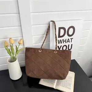 Vintage Suede-Like Quilted Tote Bag For Women Urban Simple Diamond Lattice Shoulder Bag With Gold Metal Chain Strap