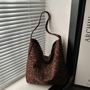 Sac fourre-tout chic en toile léopard à grande capacité avec fermeture magnétique femme