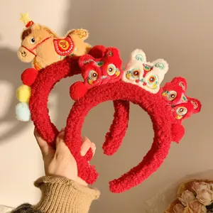 Diademas de peluche para el Año Nuevo Chino con bordados de caballos y danza del león