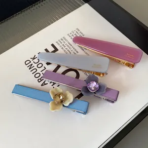 Barrettes en Acétate Floral Faites à la Main Élégantes Pinces à Bec de Canard Fleur Barrettes Latérales Douces pour Femmes