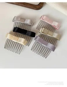 Set di sei pettini per capelli con fiocchi di raso eleganti in grigio, rosa, nero, oro e viola