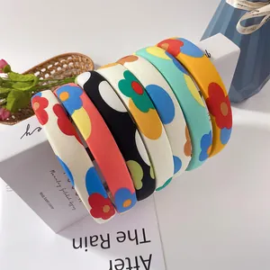 Lot de 7 serre-têtes à fleurs en tissu de styles variés avec design nordique
