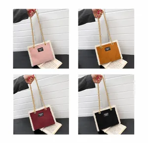 Samt-Umhängetaschen mit Plüschrand in Rosa, Khaki, Burgund und Schwarz für den Herbst