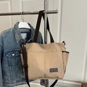 Sac Fourre-tout en Nylon Grande Capacité pour Femmes Décontracté Minimaliste Sac à Bandoulière Avec Sangle Réglable
