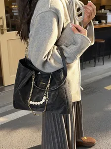 Women Leopard Print Tote Bag PU Leather Large Capacity Shoulder Bag With Artificial Pearl Gold Chain Fashion Lady Handbag