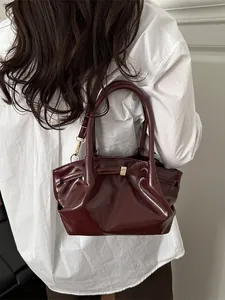 Sac Cabas Plissé en Cuir PU Brillant Chic Français Pour Femmes Grande Capacité Sac à Bandoulière Avec Boucle en Métal Sac à Main Quotidien