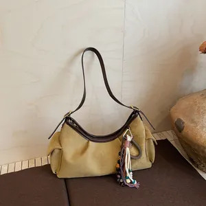 Sac fourre-tout vintage en daim gingembre avec bandoulières en cuir marron
