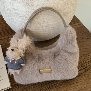 Damen Kunstpelz Plüsch Handtasche Winter Warme Hobo Schultertasche Mit Süßem Bärenanhänger Umhängetasche Für Den Alltag