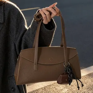 Women Fashion Tote Bag PU Leather Lychee Pattern Underarm Shoulder Bag With Mini Pendant Office Daily Casual Handbag Autumn Winter