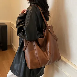 Minimalist deep brown large capacity tote bag in vintage PU leather for women's daily commute