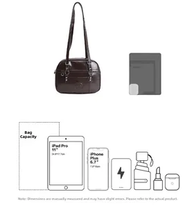 Vue détaillée de la capacité d'un sac en cuir marron accueillant un iPad 11 pouces et objets