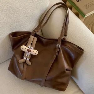 Women Large Capacity PU Leather Tote Bag Vintage Retro Commuting Shoulder Bag With Plush Bunny Pendant Black Brown Coffee Bags