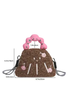 Dettaglio della borsa in peluche marrone con ricamo e ciliegia che mostra la larghezza 22 cm
