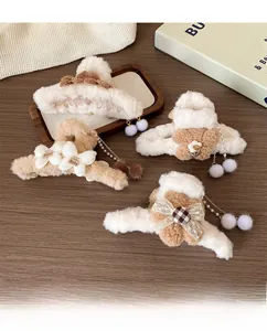 Détails de pinces à cheveux en peluche avec nœuds en dentelle et franges de perles