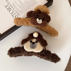 Pince à Cheveux en Peluche Chien Ours Automne Hiver pour Femmes Pince à Cheveux en Fausse Fourrure Accessoire