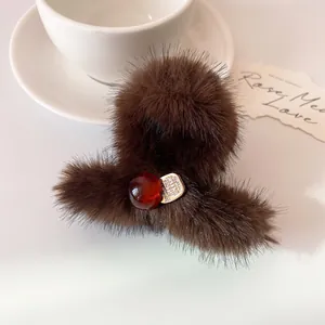 Damen Elegante Plüsch Haarkralle Clip Herbst Winter Kunstfell Haarklemme Kaffee Haarschmuck Für Täglich Dating