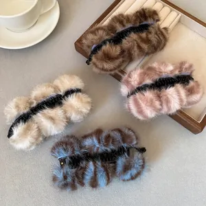 Pluche bananen-haarklemmen in vier kleuren met imitatiebont voor volumineuze paardenstaart
