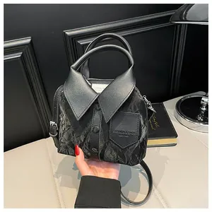 Einzigartige Damen Hemdform Umhängetasche Personalisierte Plissierte PU Leder Handtasche Modische Beuteltasche Für Den Alltag