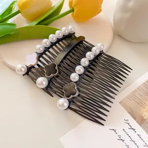 Elegant 3-piece resin hair comb set with white imitation pearls and clover motifs