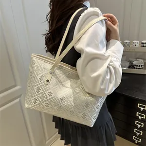 Elegante beige Jacquard-Tasche mit Stickerei, geometrischem Muster und Schultergurt