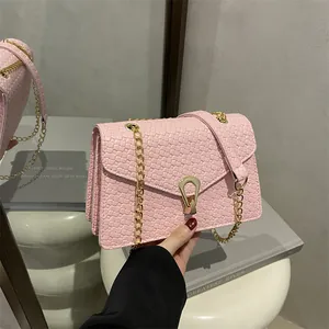 Women's Retro Woven PU Leather Crossbody Bag Fashion Chain Shoulder Bag With Metal Lock Elegant Square Handbag