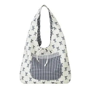 Floral canvas shoulder bag with ribbon bow and checkered pocket in sweet Japanese style