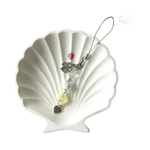 Bijou de téléphone lapin perlé fait main avec trèfle et pendentif cœur made with love