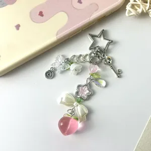 Porte-clés Doux Pêche Rose Cœur Papillon Nœud Étoile pour Filles Style Ins Bijou de Sac Chaîne de Téléphone Bijoux Cadeau