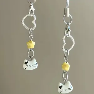 Handmade Cat Head Beaded Phone Chain Cute Resin Star Heart Pendant Alloy Keychain For Phone Case Bag Women Girls Jewelry Gift