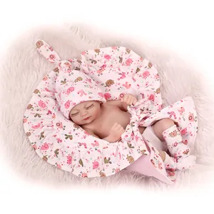 Realistic Silicone Reborn Baby Doll For Girls Simulation Sleeping Newborn Doll With Clothes Set Bath Toy Playmate Gift