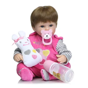 Realistica Bambola Reborn Neonata in Silicone Corpo in Tessuto Con Pagliaccetto Rosa Coniglio Peluche Biberon Ciuccio Giocattolo Bambini Regalo