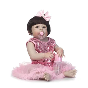 Poupée bébé Reborn réaliste avec robe tutu rose, bandeau et accessoires complets
