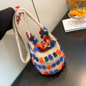 Sac Cabas Tricoté pour Femmes avec Boules de Peluche Colorées Sac à Épaule Seau Souple Fait Main Grande Capacité Décontracté Ins