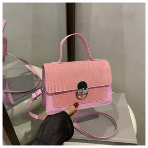 Roze vierkante crossbodytas met geweven klep en zilveren gesp voor dames mode