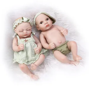 Poupée Bébé Reborn Réaliste Tout Silicone Mini Mignonne Nouveau-Né Tenue Verte Jouet de Bain Lavable Cadeau Enfants