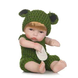Realistic Full Body Silicone Reborn Baby Doll With Handmade Green Frog Crochet Outfit Washable Simulation Newborn Toy Gift For Kids