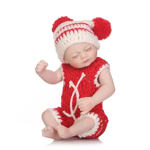 Realistic Full Body Silicone Reborn Baby Doll Waterproof Simulation Newborn Doll With Knitted Outfit For Toddlers Gift