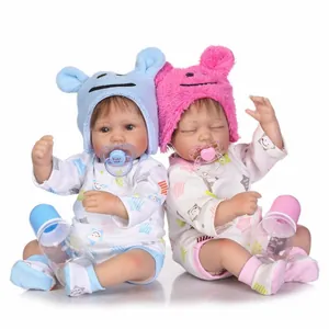 Poupée Bébé Reborn Réaliste Membres en Silicone Corps en Tissu Vinyle Souple Jouet Nouveau-Né Avec Vêtements Biberon Sucette Accessoires Pour Enfants Cadeau