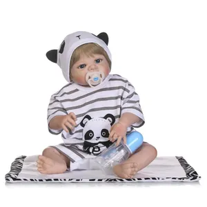 Bambola Reborn Realistica in Silicone Integrale Bambola Neonato Realistica Con Vestito a Tema Animale Giocattolo per Bambini