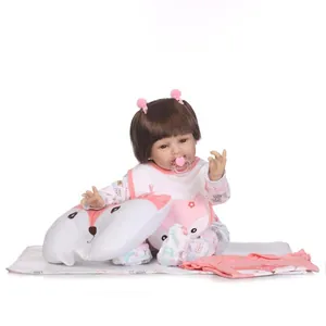 Muñeca Bebé Reborn Realista Extremidades de Silicona Cuerpo de Algodón Muñeca Niña Recién Nacida Realista Con Almohada de Peluche Zorro Set Regalo