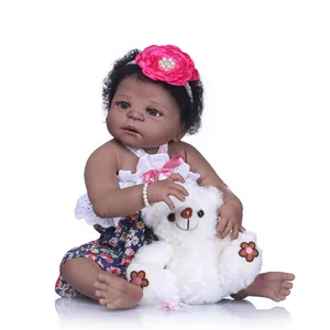 Poupée Bébé Reborn Noire Réaliste en Vinyle de Silicone Peau Brun Foncé Nouveau-né Fille Afro-américaine Avec Robe Florale Cadeau
