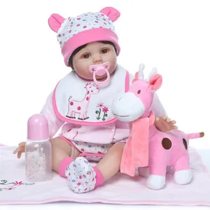 Lebensechte Reborn Baby Puppe Realistische Silikon Vinyl Glieder Weicher Stoff Körper Rosa Giraffe Thema Puppe Mit Kleidung Zubehör Spielzeug Geschenk