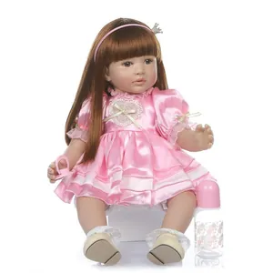 Bambola Realistica Reborn Toddler Ragazza 60cm Capelli Lunghi Principessa Vestito Satin Rosa Silicone Cotone Giocattolo Con Ciuccio Biberon